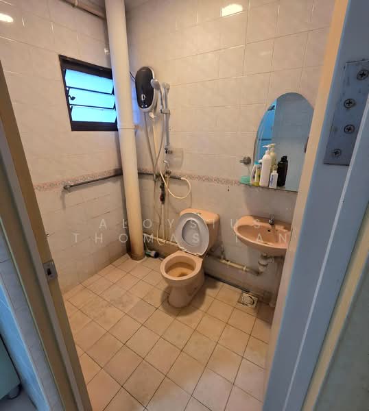 672B Klang Lane HDB Flat For Sale at S$ 698,888 | PropertyGuru Singapore