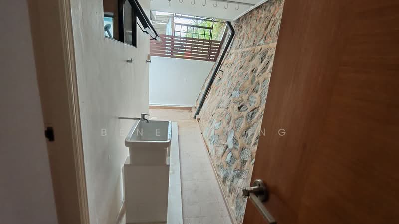 Serangoon Garden Estate, Brockhampton Drive, 3 Bedrooms, 2,500 sqft, Corner Terrace For Rent, by Benedict Ng, 500070370 - PropertyGuru.com.sg