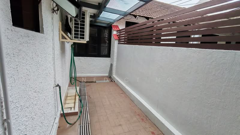Serangoon Garden Estate, Brockhampton Drive, 3 Bedrooms, 2,500 sqft, Corner Terrace For Rent, by Benedict Ng, 500070370 - PropertyGuru.com.sg
