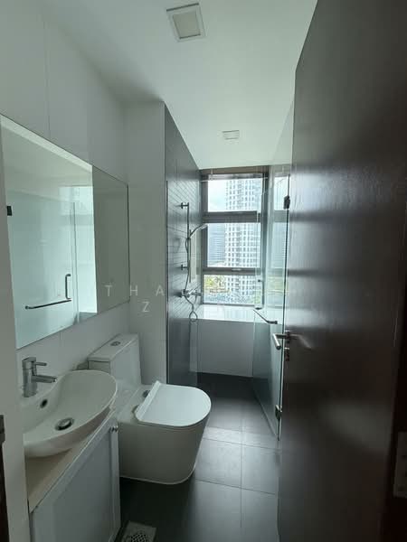 Suites @ Surrey, 6 Surrey Road, 2 Bedrooms, 893 sqft, Apartment For Rent, by Thaddeus Zheng, 500070371 - Bathroom - PropertyGuru.com.sg