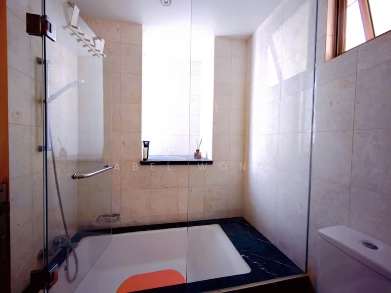 Amaryllis Ville, 20 Newton Road, 1 Bedroom, 657 sqft, Condominium For Sale, by Abel Wong, 500070379 - Bathroom - PropertyGuru.com.sg