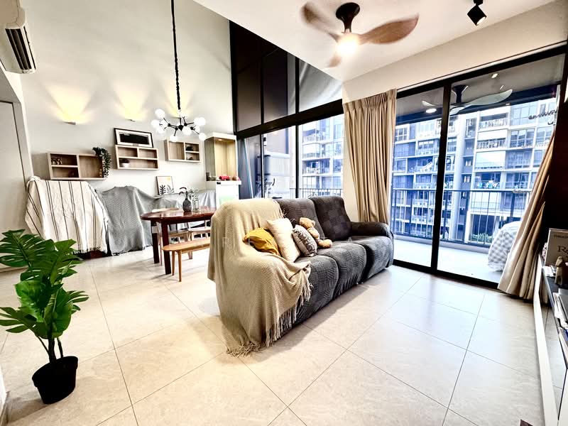 iNz Residence Condominium For Sale at S$ 2,688,888 | PropertyGuru Singapore - Living Room