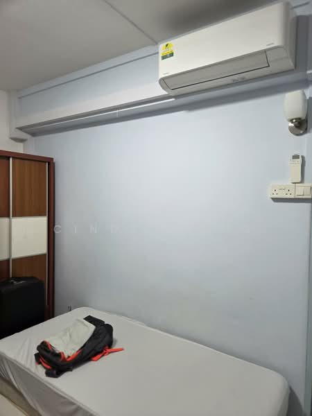 463 Jurong West Street 41, 463 Jurong West Street 41, 3 Bedrooms, 1,001 sqft, HDB Flat For Sale, by Cindy Leong, 500070396 - Bedroom 1 - PropertyGuru.com.sg
