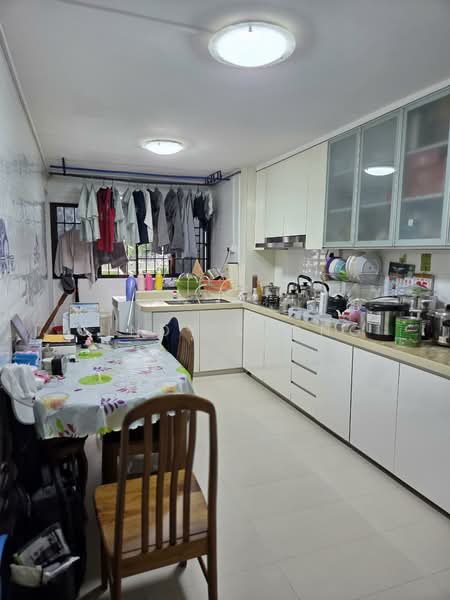 463 Jurong West Street 41, 463 Jurong West Street 41, 3 Bedrooms, 1,001 sqft, HDB Flat For Sale, by Cindy Leong, 500070396 - Kitchen - PropertyGuru.com.sg