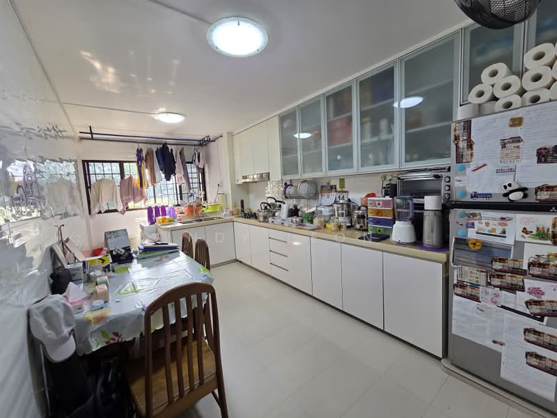 463 Jurong West Street 41, 463 Jurong West Street 41, 3 Bedrooms, 1,001 sqft, HDB Flat For Sale, by Cindy Leong, 500070396 - Kitchen - PropertyGuru.com.sg