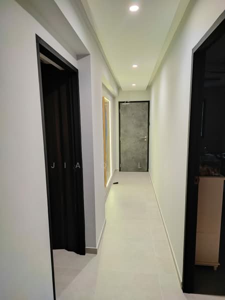 129 Marsiling Rise, 129 Marsiling Rise, Room Rental, 150 sqft, HDB Flat For Rent, by Jia Qi Lee, 500070402 - Corridor - PropertyGuru.com.sg