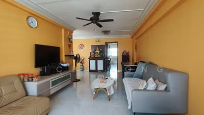 For Sale - 448 Tampines Street 42