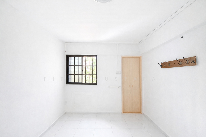 536 Bedok North Street 3 HDB Flat For Sale at S$ 420,000 | PropertyGuru Singapore - Master bedroom