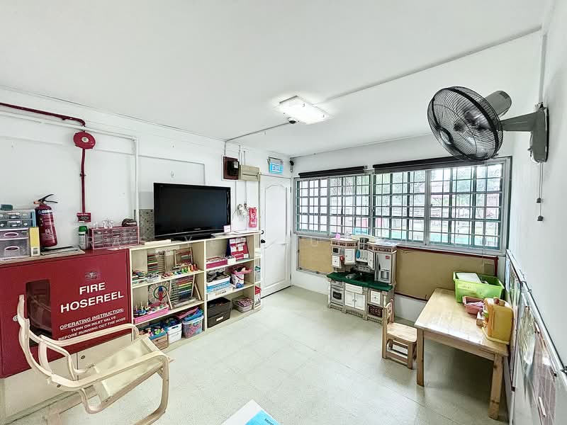 246 Hougang Street 22, Blk 246 Hougang Street 22, 2,153 sqft, Shop / Shophouse For Sale, by Rae Yeo Rui Ying, 500070417 - Level 2 - CommercialGuru.com.sg