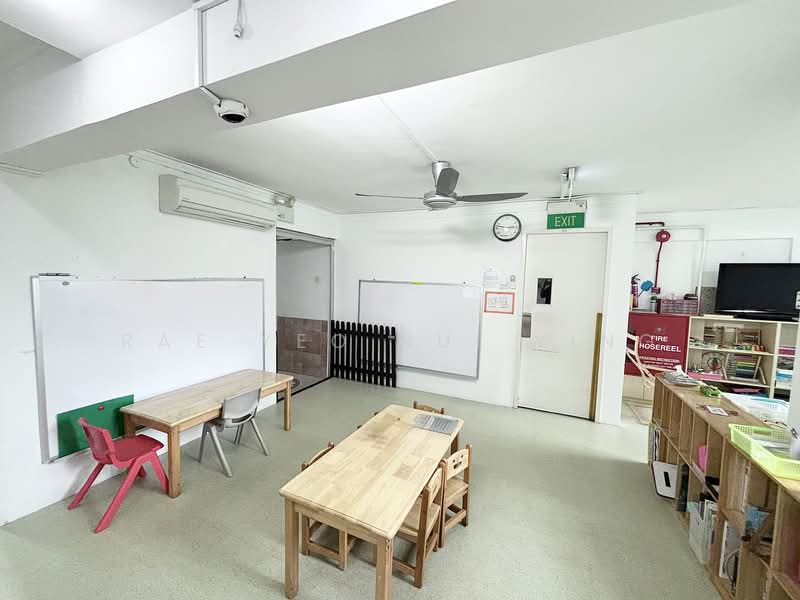 246 Hougang Street 22, Blk 246 Hougang Street 22, 2,153 sqft, Shop / Shophouse For Sale, by Rae Yeo Rui Ying, 500070417 - Level 2 - CommercialGuru.com.sg