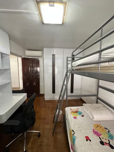 170 Stirling Road, 170 Stirling Road, 2 Bedrooms, 700 sqft, HDB Flat For Rent, by James Tan, 500070421 - Bedroom - PropertyGuru.com.sg