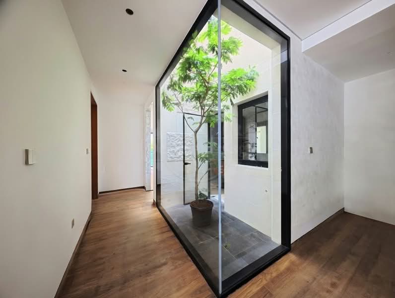 ❤️ DEALMAKERS ✨HOLLAND GROVE BRAND NEW SEMI D! Semi-Detached House For Sale at S$ 14,880,000 | PropertyGuru Singapore - Interior