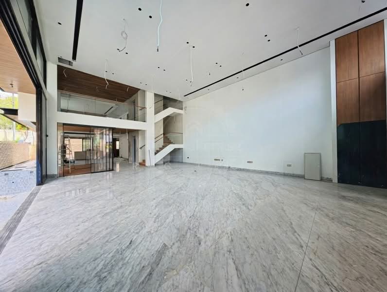 ❤️ DEALMAKERS ✨HOLLAND GROVE BRAND NEW SEMI D! Semi-Detached House For Sale at S$ 14,880,000 | PropertyGuru Singapore - Interior