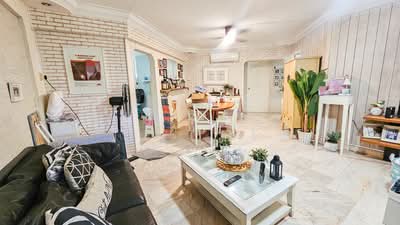 For Sale - 708 Hougang Avenue 2