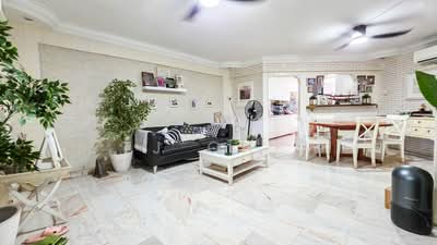 For Sale - 708 Hougang Avenue 2