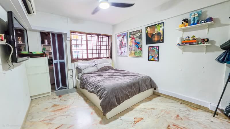 708 Hougang Avenue 2, 708 Hougang Avenue 2, 3 Bedrooms, 1,023 sqft, HDB Flat For Sale, by TJ Chew, 500070429 - Bedroom - PropertyGuru.com.sg