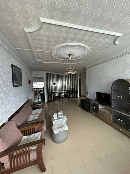 543 Jurong West Street 42 HDB Flat For Sale at S$ 510,000 | PropertyGuru Singapore - Living Room
