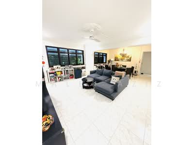 For Sale - 402 Admiralty Link