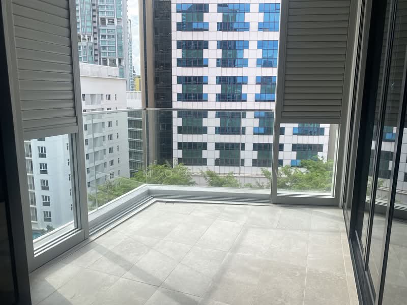 The Iveria Condominium For Sale at S$ 2,743,000 | PropertyGuru Singapore - Balcony