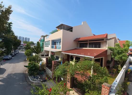 Rare Park-Facing Corner Terrace | West Coast Gardens
