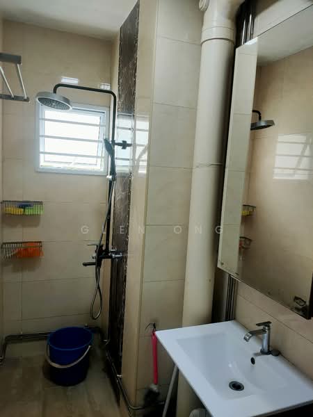 639 Hougang Avenue 8, 639 Hougang Avenue 8, 3 Bedrooms, 1,586 sqft, HDB Flat For Rent, by Glen Ong, 500070462 - Bathroom - PropertyGuru.com.sg
