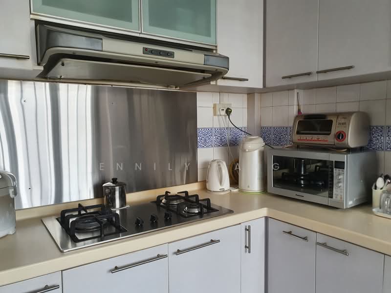 566 Pasir Ris Street 51, 566 Pasir Ris Street 51, Room Rental, 135 sqft, HDB Flat For Rent, by Ennily Pang, 500070494 - Kitchen - PropertyGuru.com.sg