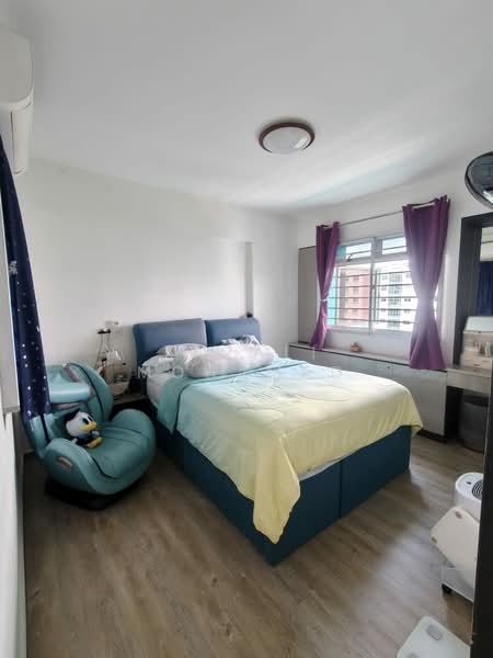 126A Edgedale Plains HDB Flat For Sale at S$ 650,000 | PropertyGuru Singapore - Bedroom
