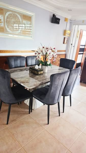 307 Bukit Batok Street 31, 307 Bukit Batok Street 31, Room Rental, 100 sqft, HDB Flat For Rent, by Ina Sultan, 500070508 - Dining Room - PropertyGuru.com.sg