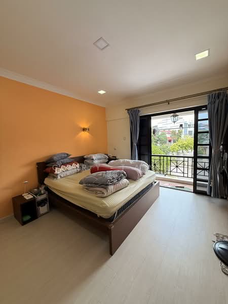 For Sale - Kismis place