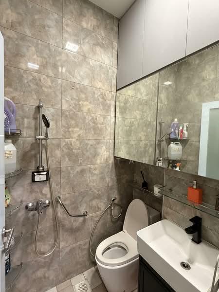 For Sale - Kismis place