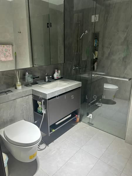 Parc Clematis, 8E Jalan Lempeng, 2 Bedrooms, 689 sqft, Condominium For Rent, by Francis Loh, 500070523 - Bathroom - PropertyGuru.com.sg