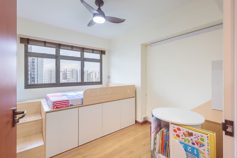 614A Tampines North Drive 1 HDB Flat For Sale at S$ 838,888 | PropertyGuru Singapore - Bedroom