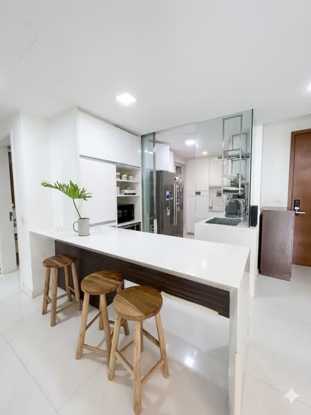 Cyan, 8 Keng Chin Road, 2 Bedrooms, 1,001 sqft, Condominium For Sale, by Winnie Ding, 500070554 - Kitchen - PropertyGuru.com.sg