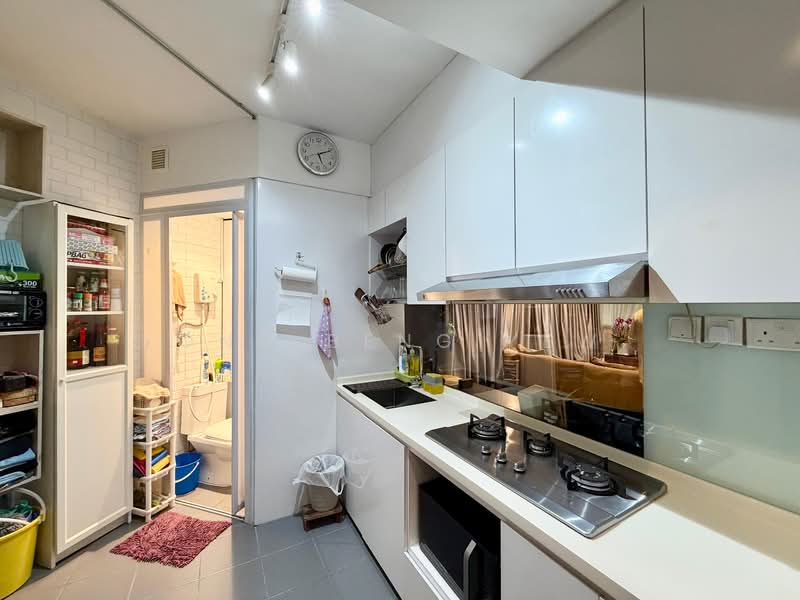 Nadia Mansions Apartment For Sale at S$ 2,480,000 | PropertyGuru Singapore