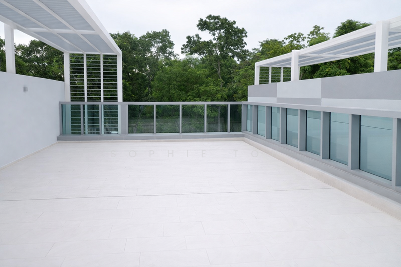 Thomson Grand Cluster House For Sale at S$ 4,120,000 | PropertyGuru Singapore - Exterior