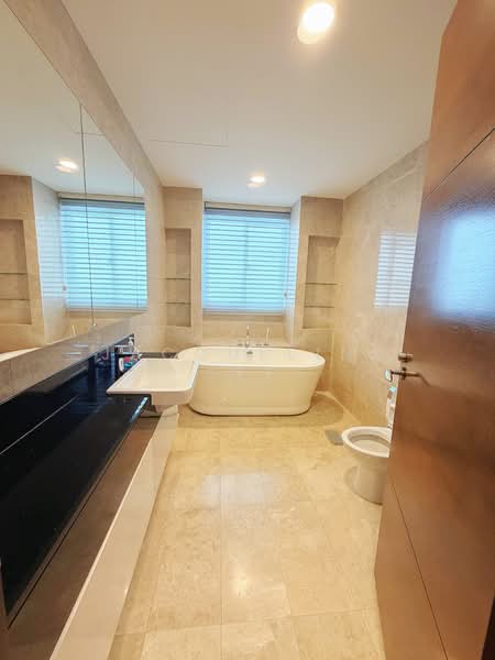 East Coast Park Semi-Detached House For Sale at S$ 8,800,000 | PropertyGuru Singapore - Bathroom