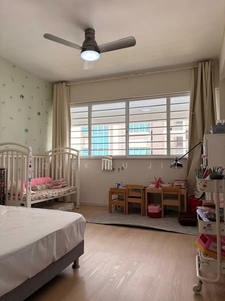 Stunning 5 Rm Gem @ the Heart of Serangoon, near MRT/Nex, Move-In!!, , 3 Bedrooms, 1,302 sqft, HDB Flat For Sale, by Quek Fu Jin, 500070640 - Bedroom - PropertyGuru.com.sg