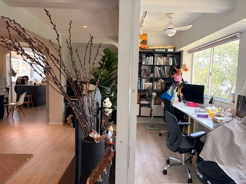 Stunning 5 Rm Gem @ the Heart of Serangoon, near MRT/Nex, Move-In!!, , 3 Bedrooms, 1,302 sqft, HDB Flat For Sale, by Quek Fu Jin, 500070640 - Study - PropertyGuru.com.sg