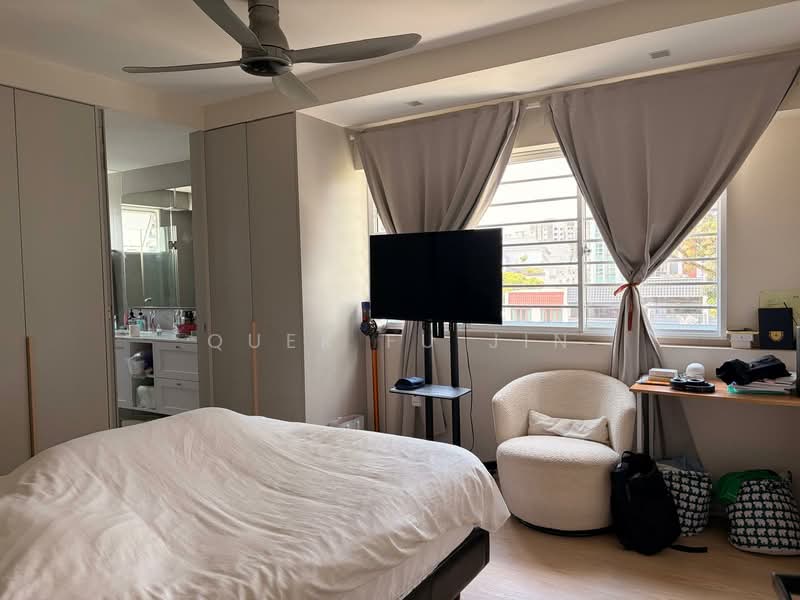 Stunning 5 Rm Gem @ the Heart of Serangoon, near MRT/Nex, Move-In!!, , 3 Bedrooms, 1,302 sqft, HDB Flat For Sale, by Quek Fu Jin, 500070640 - Bedroom - PropertyGuru.com.sg
