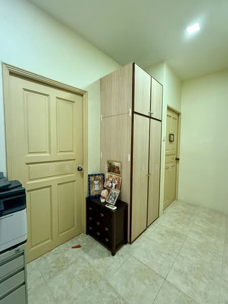 Tiong Bahru Estate, , 6 Bedrooms, 1,615 sqft, HDB Flat For Sale, by Daniel Lee, 500070641 - Interior - PropertyGuru.com.sg