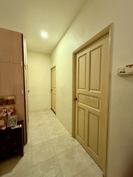 Tiong Bahru Estate, , 6 Bedrooms, 1,615 sqft, HDB Flat For Sale, by Daniel Lee, 500070641 - Interior - PropertyGuru.com.sg