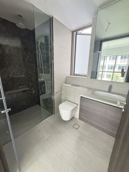 Pasir Ris 8, 8 Pasir Ris Drive 8, 2 Bedrooms, 775 sqft, Apartment For Rent, by FIDIA LIM 林佳璇, 500070658 - Bathroom - PropertyGuru.com.sg