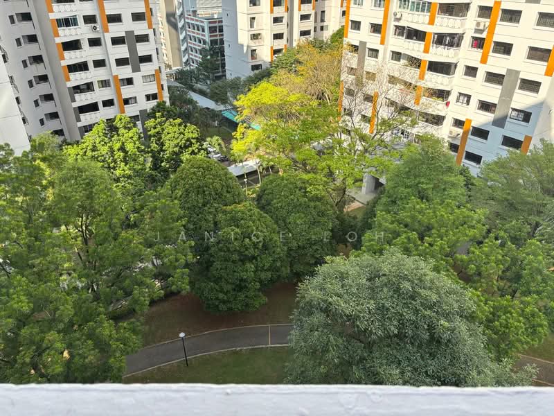 286B Toh Guan Road HDB Flat For Sale at S$ 1,180,000 | PropertyGuru Singapore - Exterior