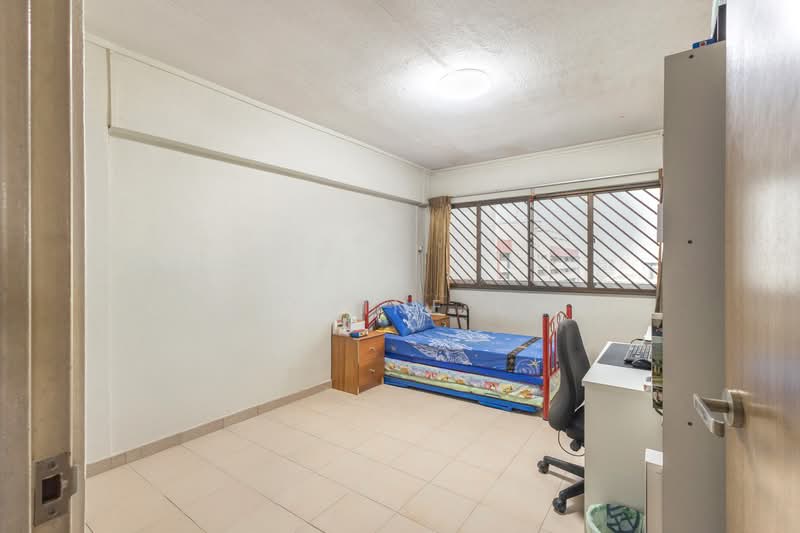 431 Tampines Street 41 HDB Flat For Sale at S$ 948,888 | PropertyGuru Singapore - Bedroom