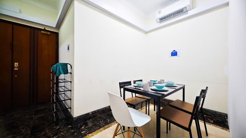 The Sterling, 1001 Bukit Timah Road, Room Rental, 130 sqft, Condominium For Rent, by Steve Voon, 500070693 - Entrance - PropertyGuru.com.sg