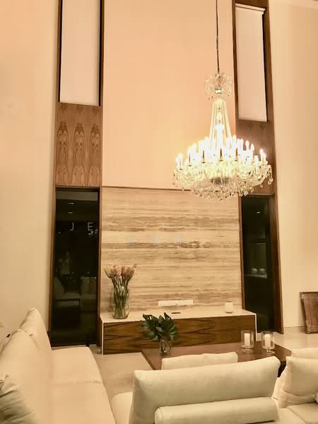 Beautiful Bungalow with Pool surrounded by greenery, , 6 Bedrooms, 9,101 sqft, Bungalow House For Rent, by Jeslyn Lim 林瑞香, 500070694 - Living Room - PropertyGuru.com.sg