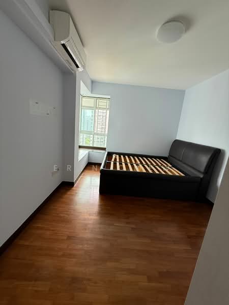 411A Fernvale Road, 411A Fernvale Road, 3 Bedrooms, 1,023 sqft, HDB Flat For Rent, by Erin Chew, 500070703 - Bedroom - PropertyGuru.com.sg