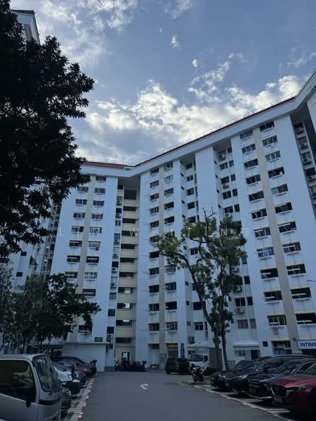 419 Tampines Street 41, Tampines Street 41, 1,970 sqft, Shop / Shophouse For Sale, by Lin weiting, 500070705 - Exterior - CommercialGuru.com.sg