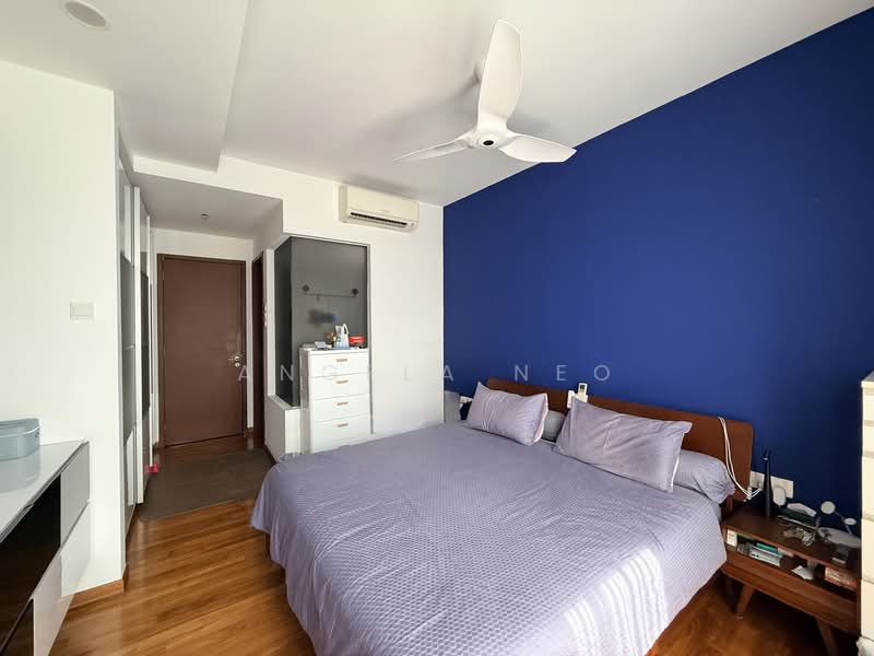 Edelweiss Park Condo Condominium For Sale at S$ 2,680,000 | PropertyGuru Singapore - Master Bedroom