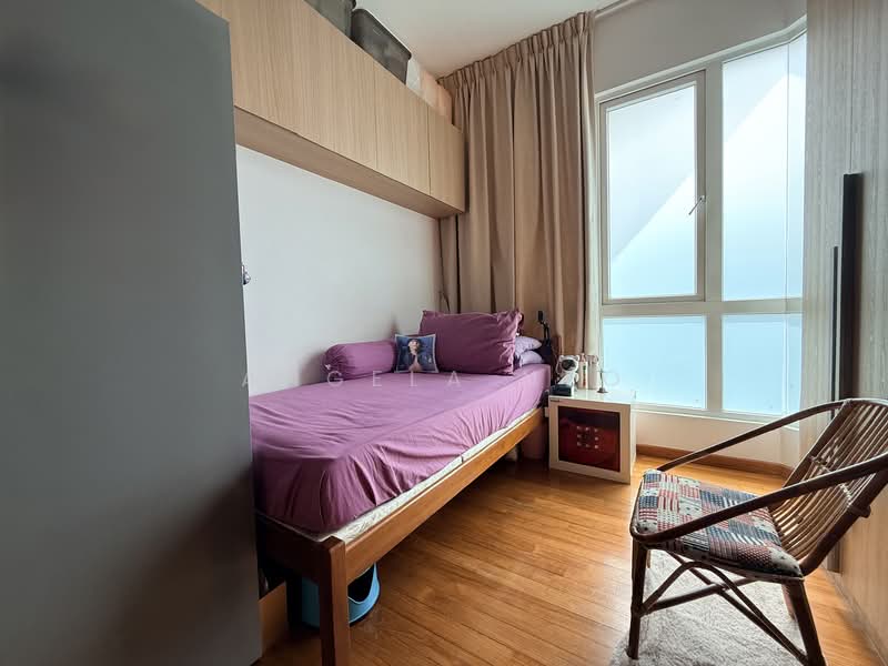Edelweiss Park Condo Condominium For Sale at S$ 2,680,000 | PropertyGuru Singapore - Bedroom